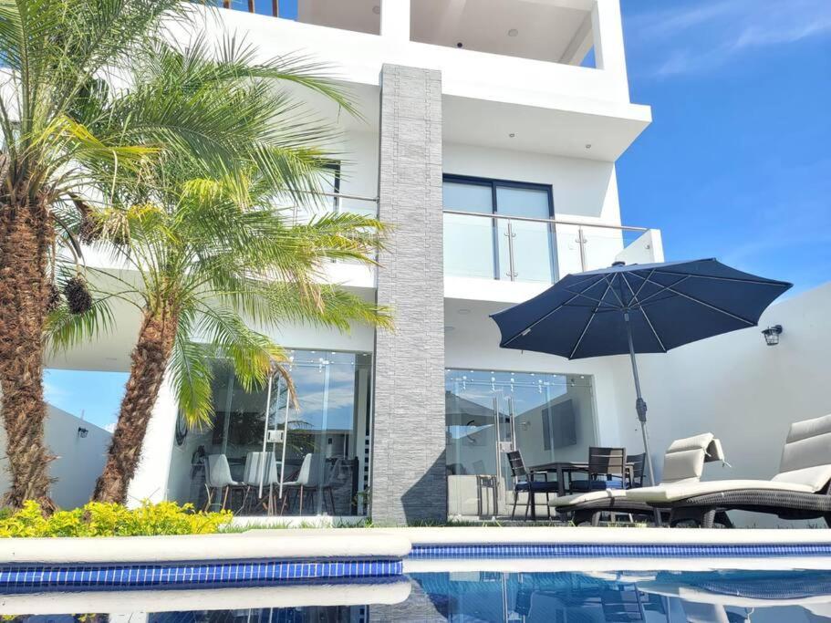 Casa Lua Tequesquitengo. Alberca, Jacuzzi Y Roof 外观 照片